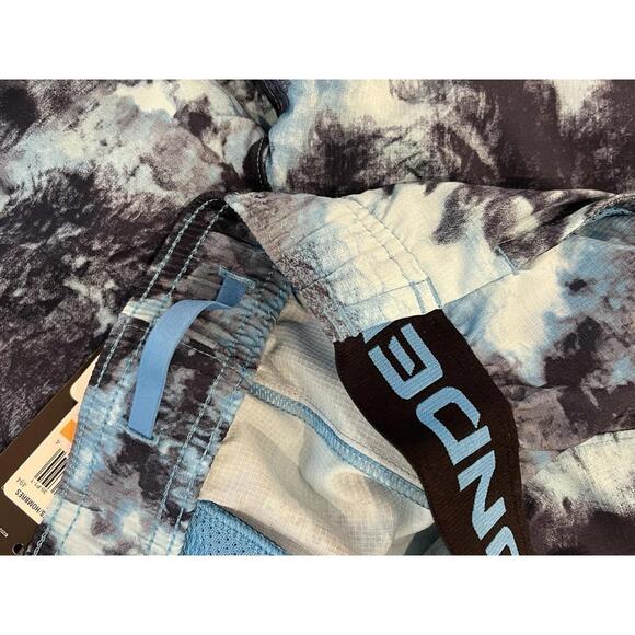 $55 Under Armour UA Vanish Woven Printed Men's 6" Shorts 1376784-494 NWT Large - Picture 5 of 7